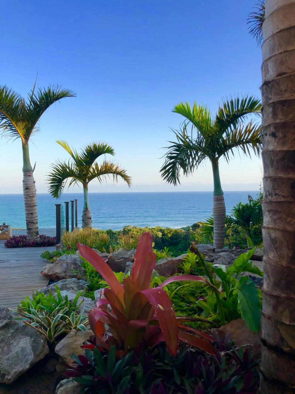 Nakai Beach Homestay Trafalgar Екстер'єр фото